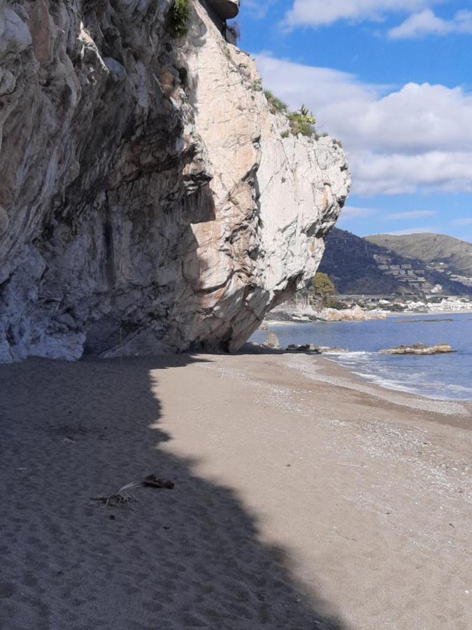 Taormina Private Apartment By Fragranza Di Sicilia ภายนอก รูปภาพ